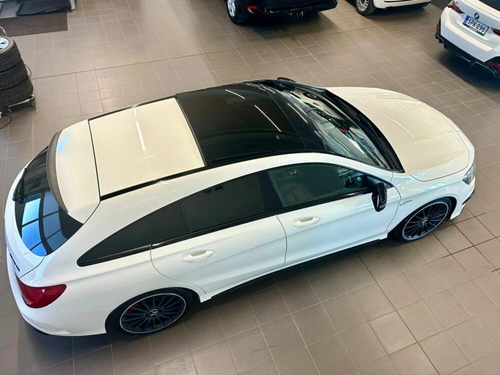 Mercedes-Benz CLA 45 AMG 6