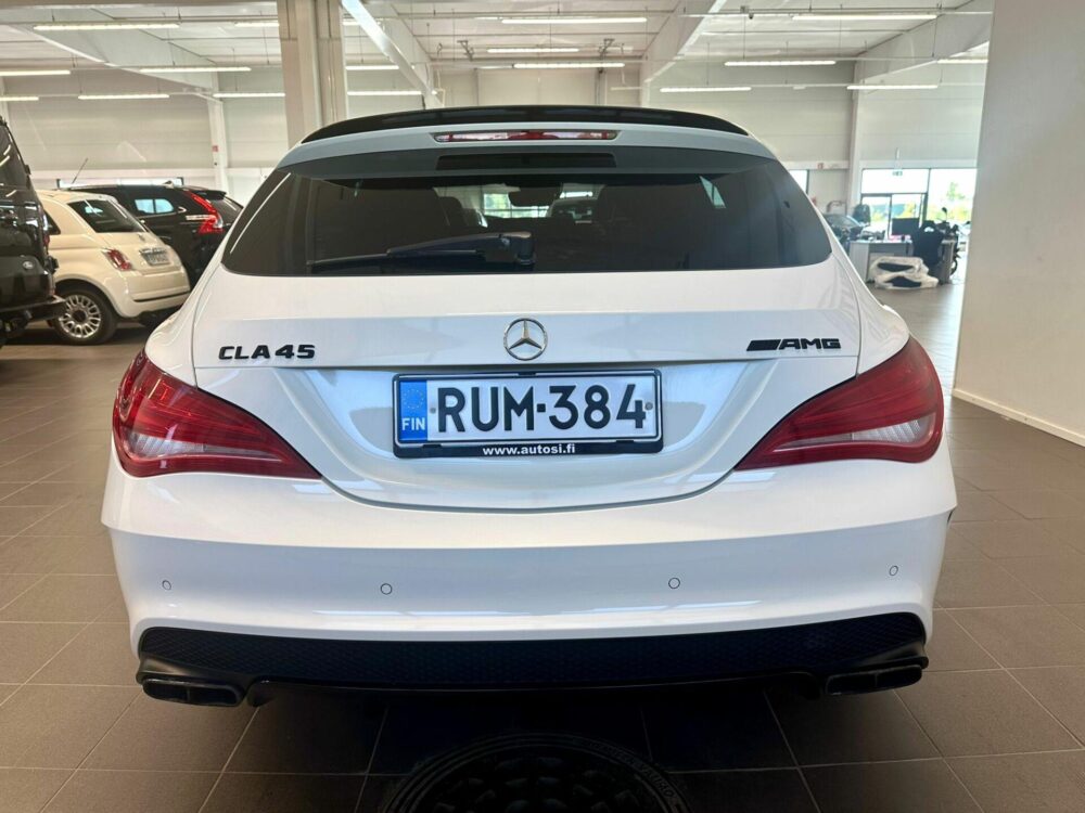 Mercedes-Benz CLA 45 AMG 3
