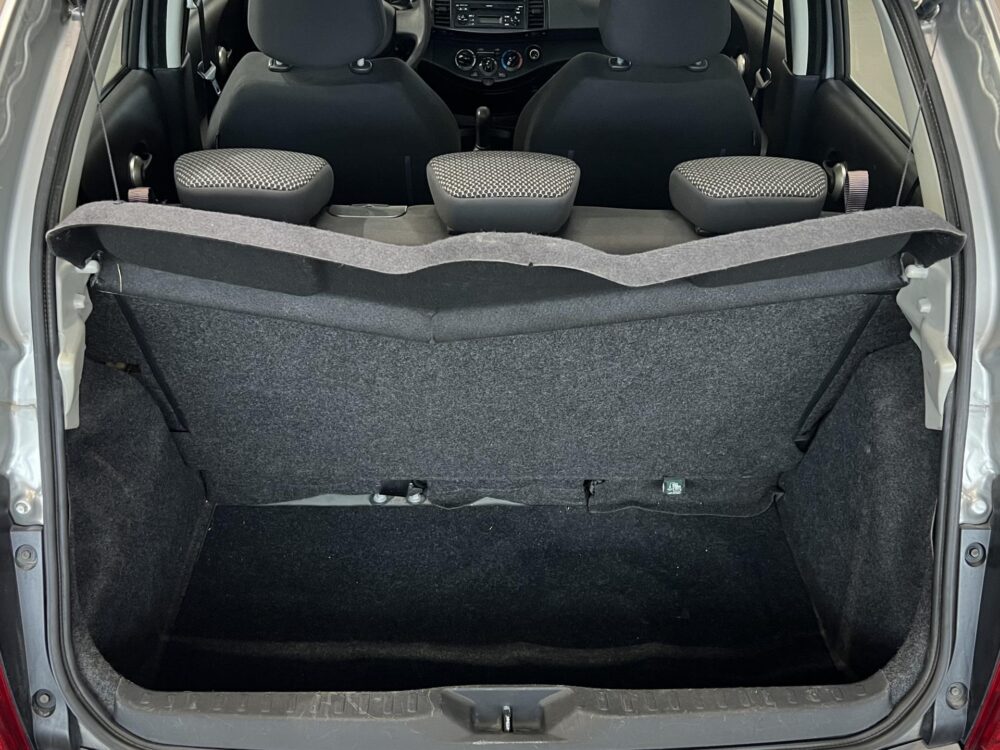 Nissan Micra 8
