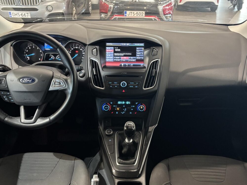 Ford Focus 11