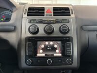 Volkswagen Touran 13