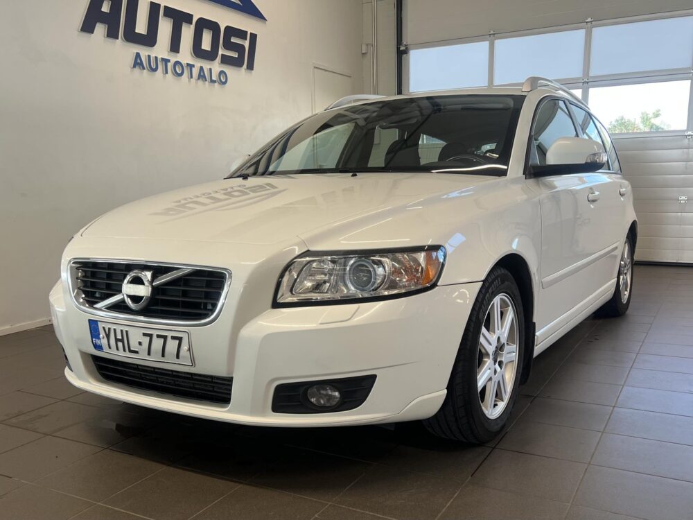 Volvo V50 1
