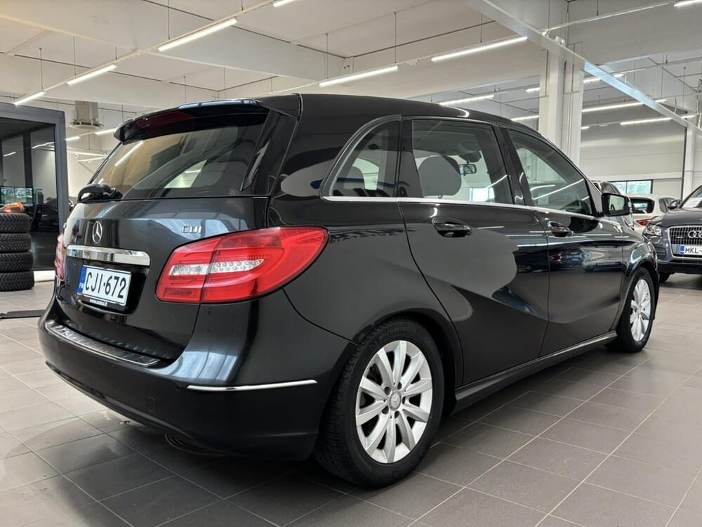 Mercedes-Benz B 4