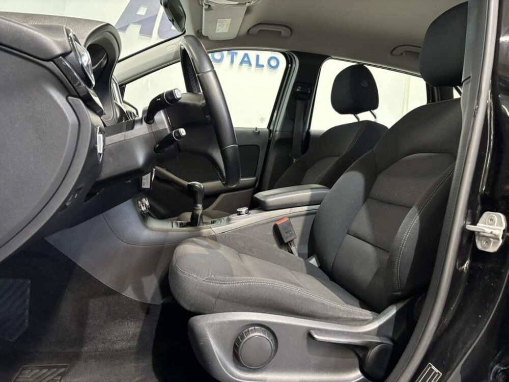 Mercedes-Benz B 6