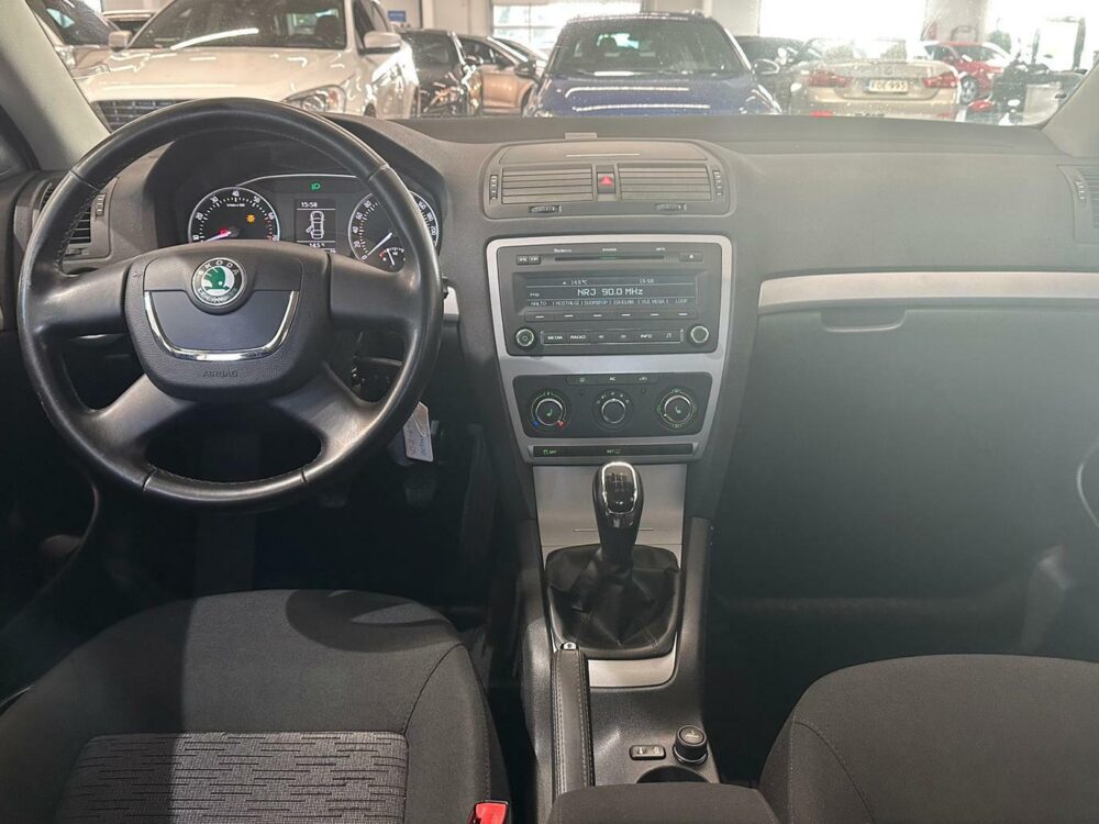 Skoda Octavia 11