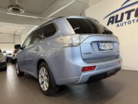 Mitsubishi Outlander PHEV 3