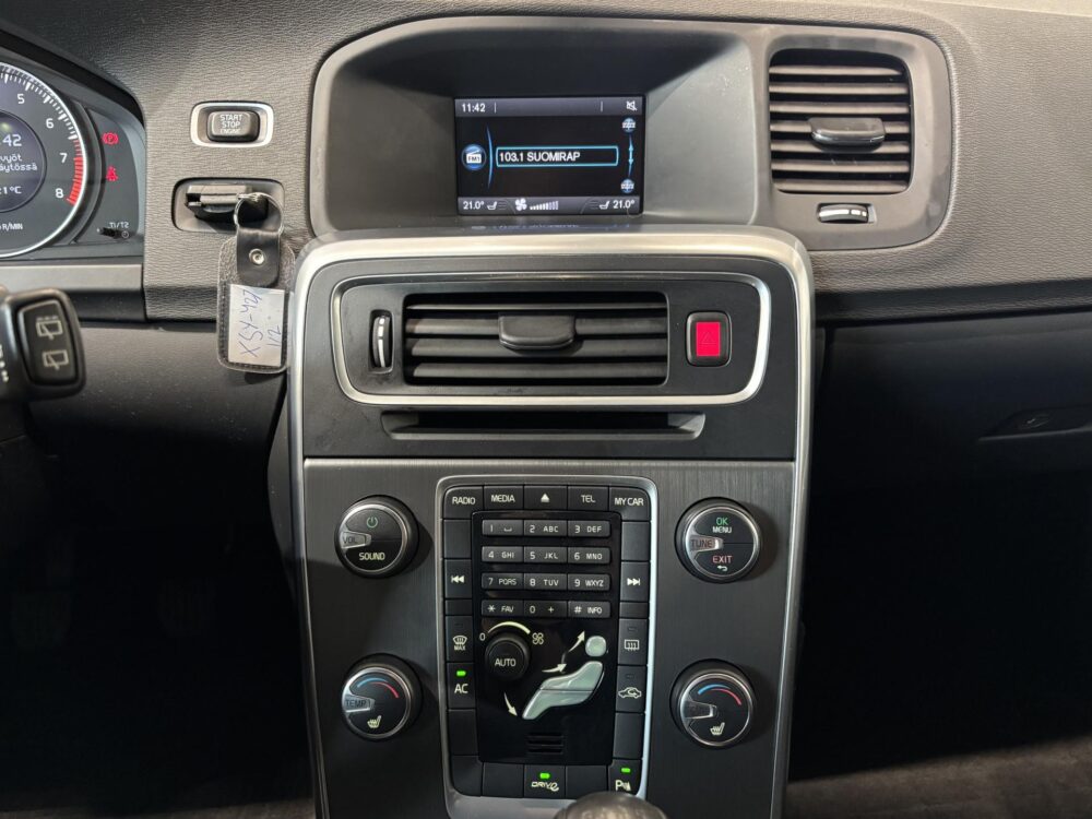 Volvo V60 13