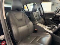 Volvo V60 Cross Country 14