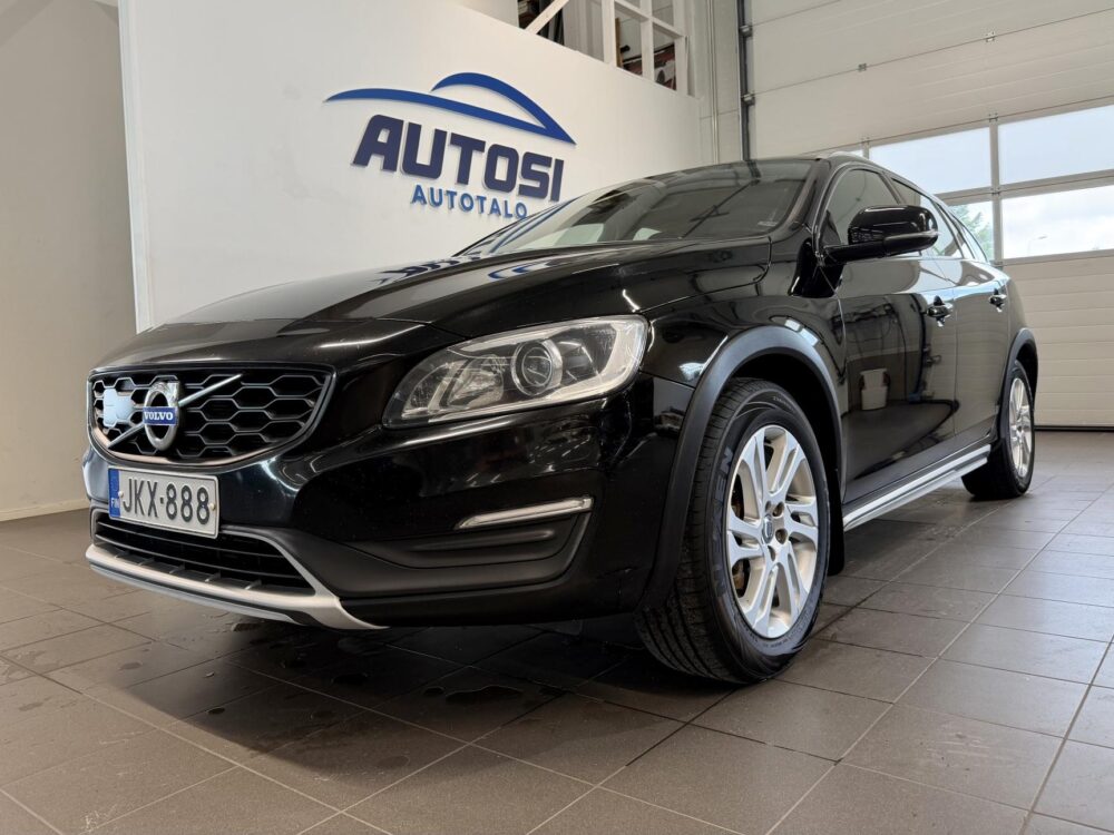 Volvo V60 Cross Country 1
