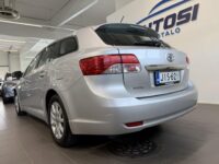 Toyota Avensis 4