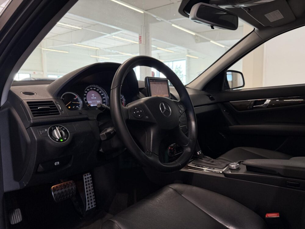 Mercedes-Benz C 12