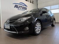 Toyota Auris 1