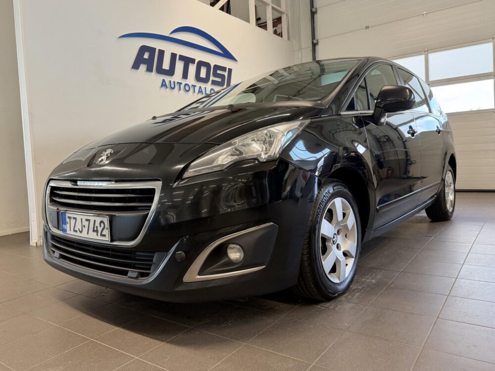 Peugeot 5008 1