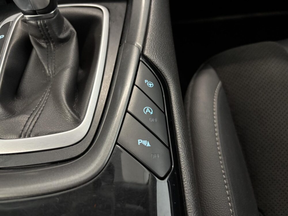 Ford Mondeo 18