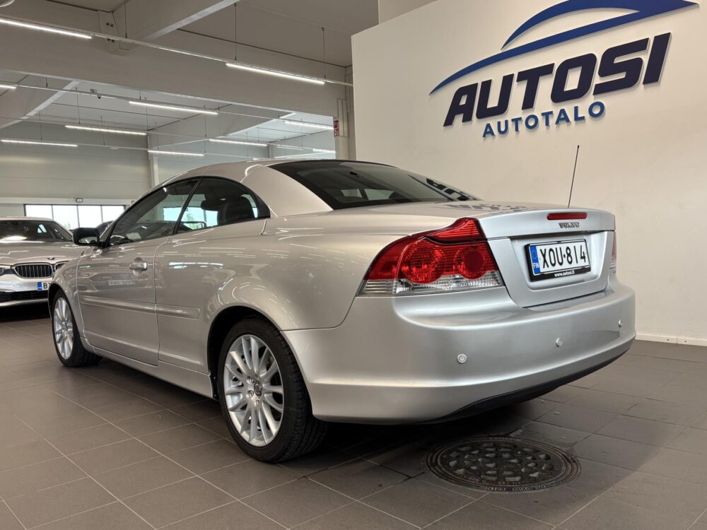 Volvo C70 11