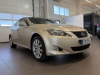 Lexus IS 6