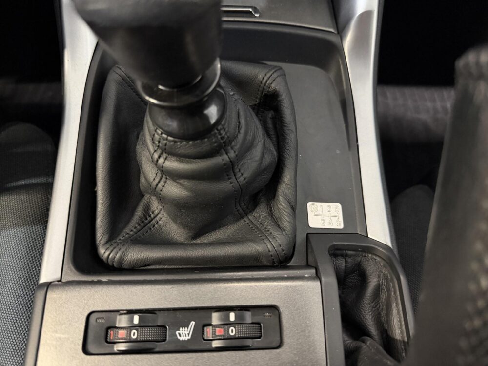 Lexus IS 18