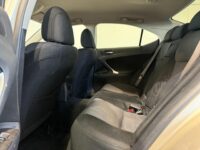 Lexus IS 9