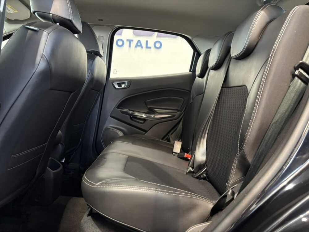 Ford EcoSport 7