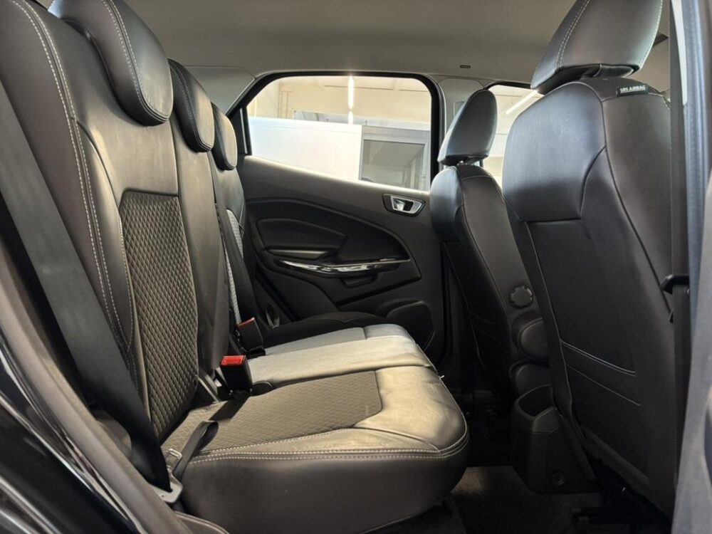 Ford EcoSport 10