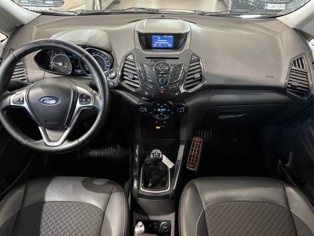Ford EcoSport 12