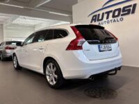 Volvo V60 3