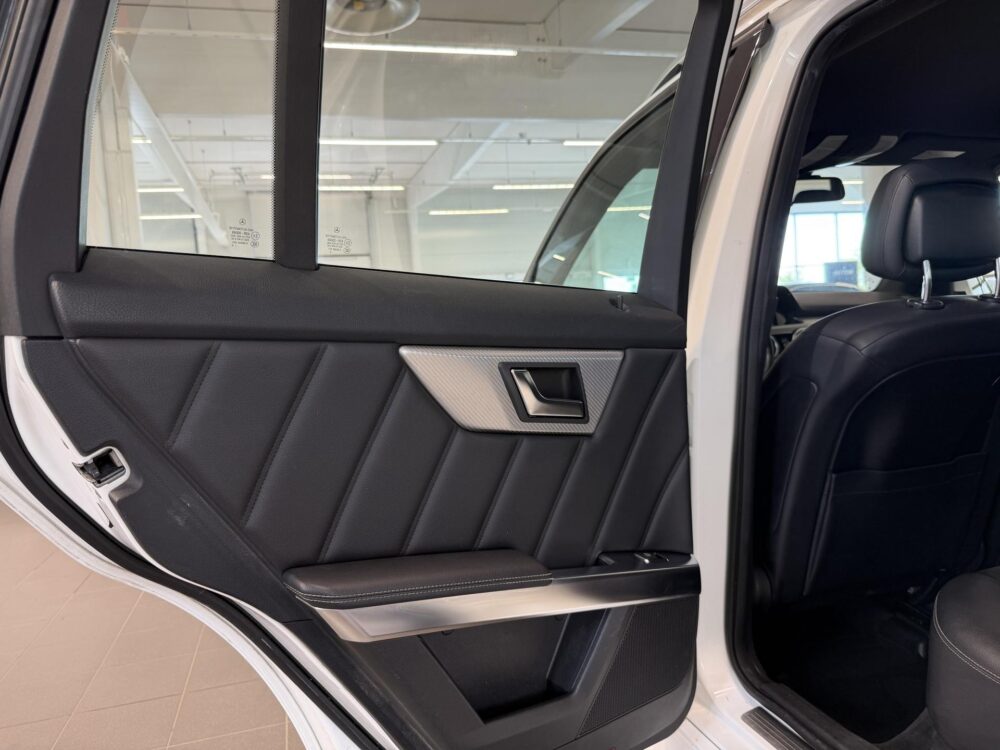 Mercedes-Benz GLK 12