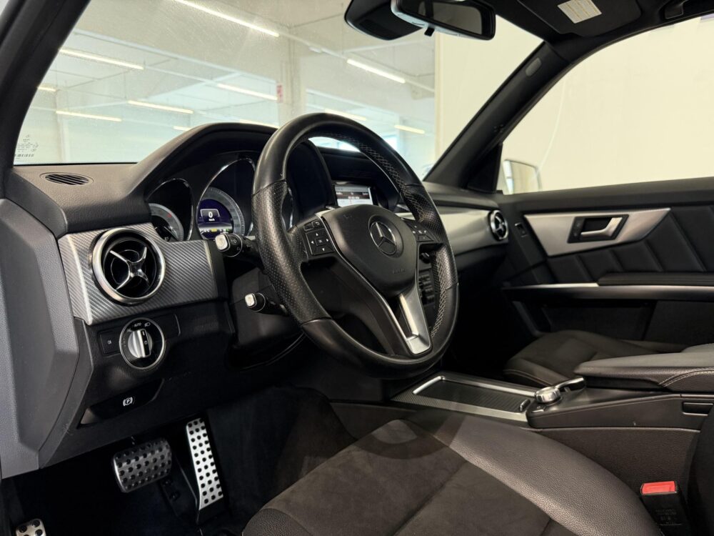 Mercedes-Benz GLK 17