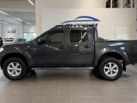 Nissan Navara 2