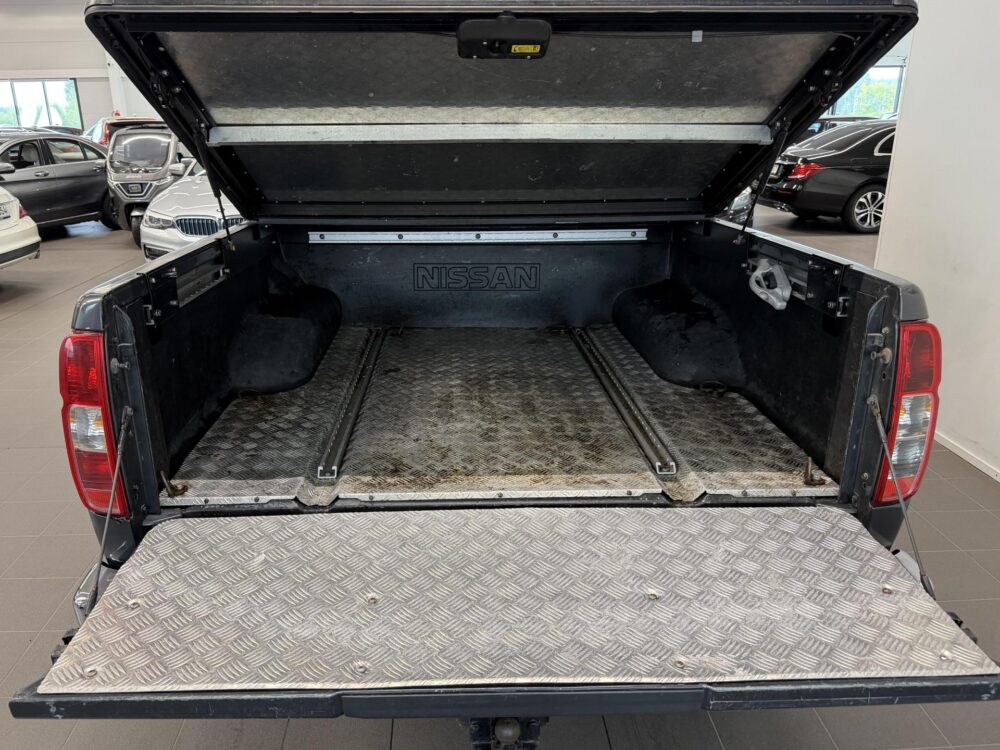 Nissan Navara 11