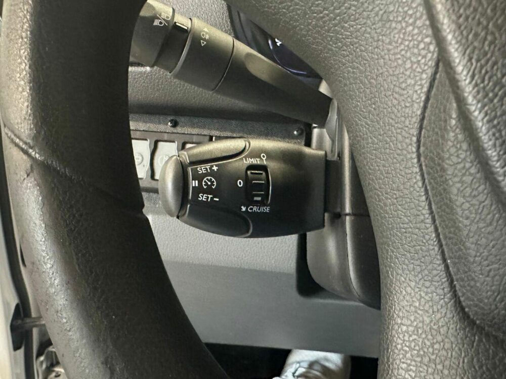 Toyota Proace 13