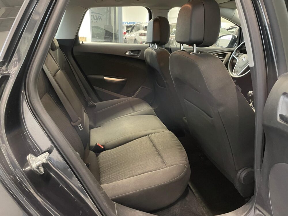 Opel Astra 10