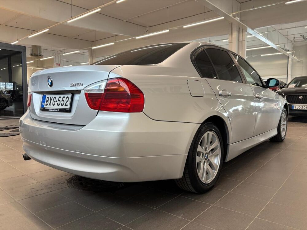 BMW 318 4