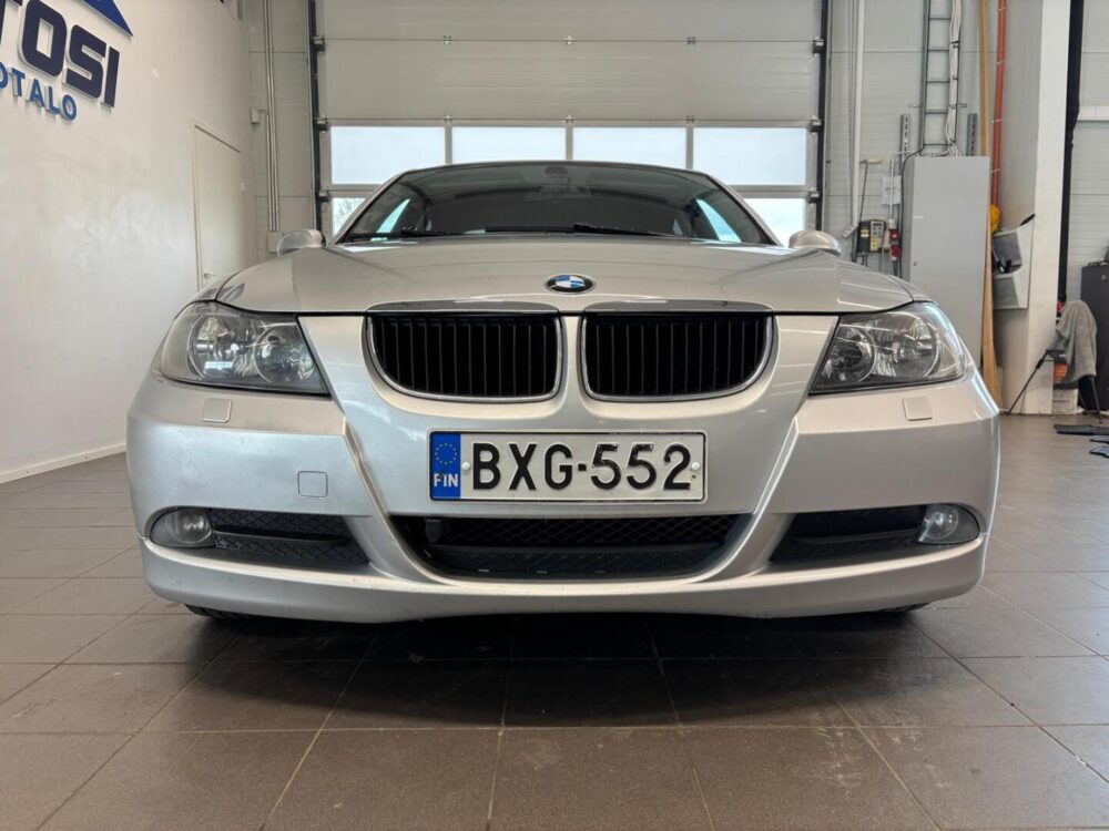 BMW 318 6