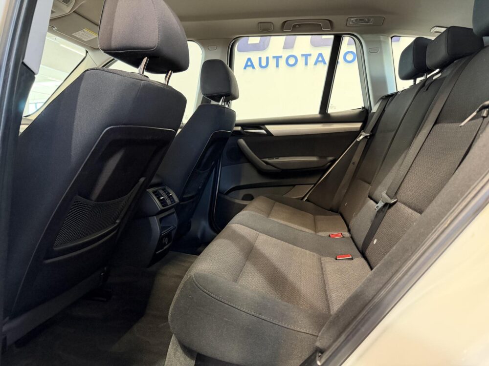 BMW X3 8