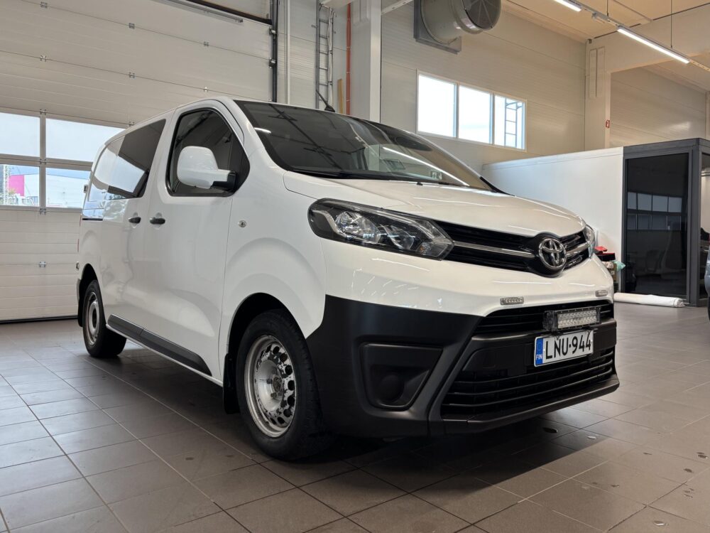 Toyota Proace 5