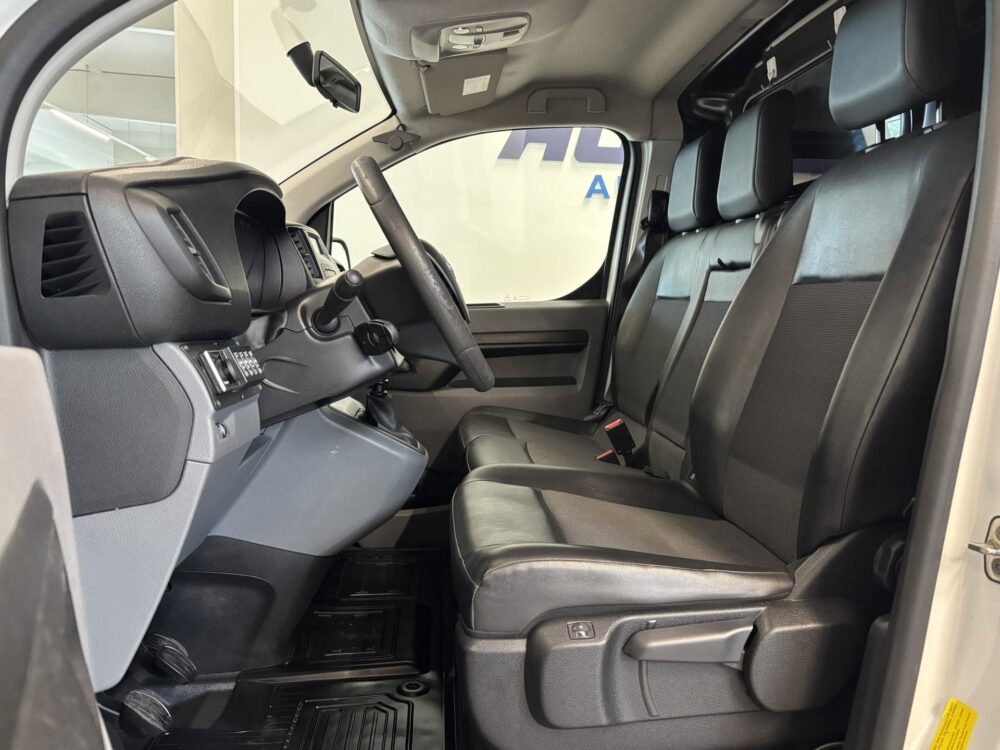 Toyota Proace 6