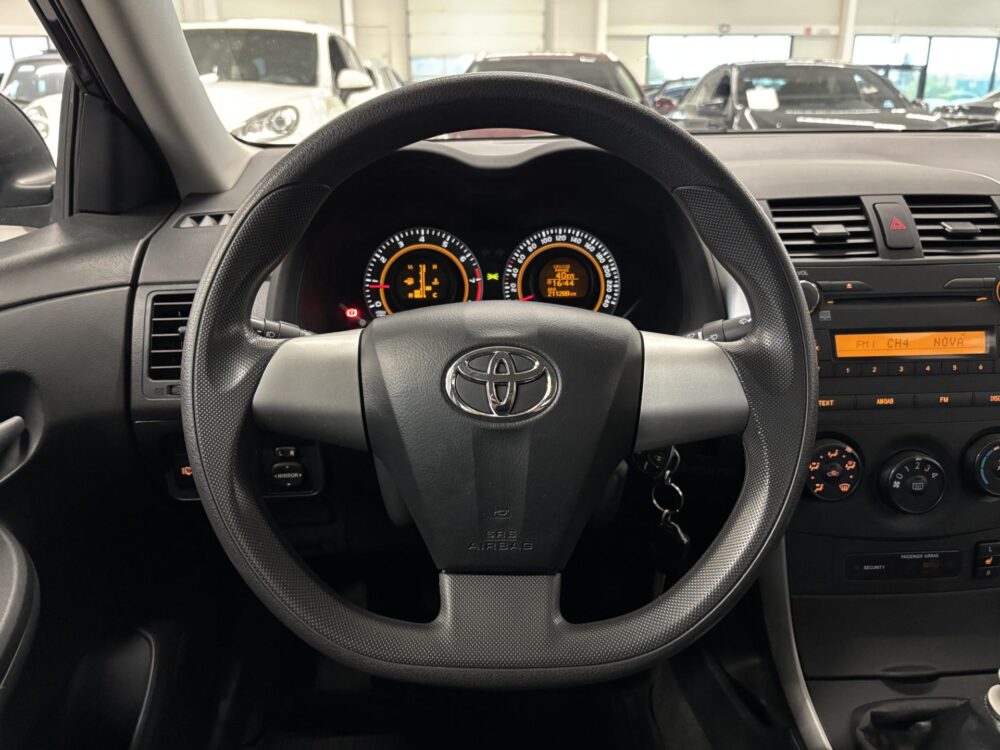 Toyota Corolla 12