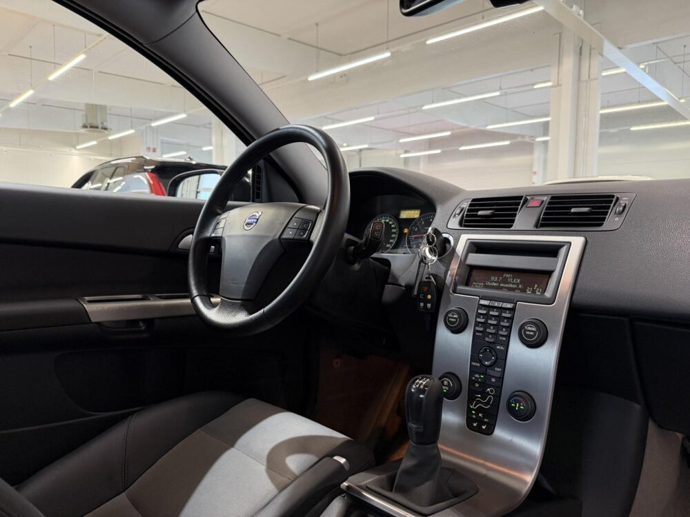 Volvo C30 13