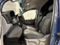 Hyundai H-1 6