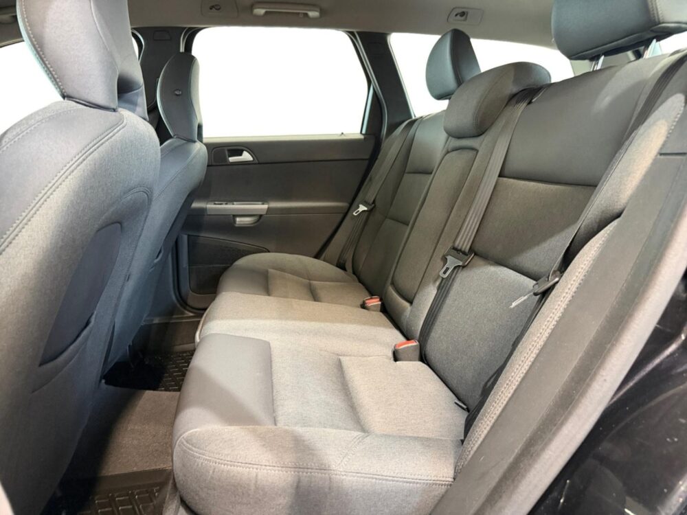 Volvo V50 10
