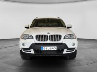 BMW X5 8