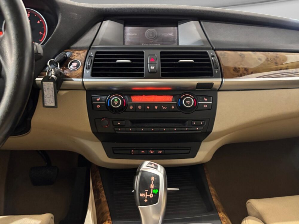 BMW X5 12