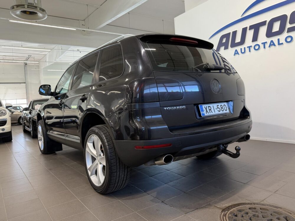 Volkswagen Touareg 3