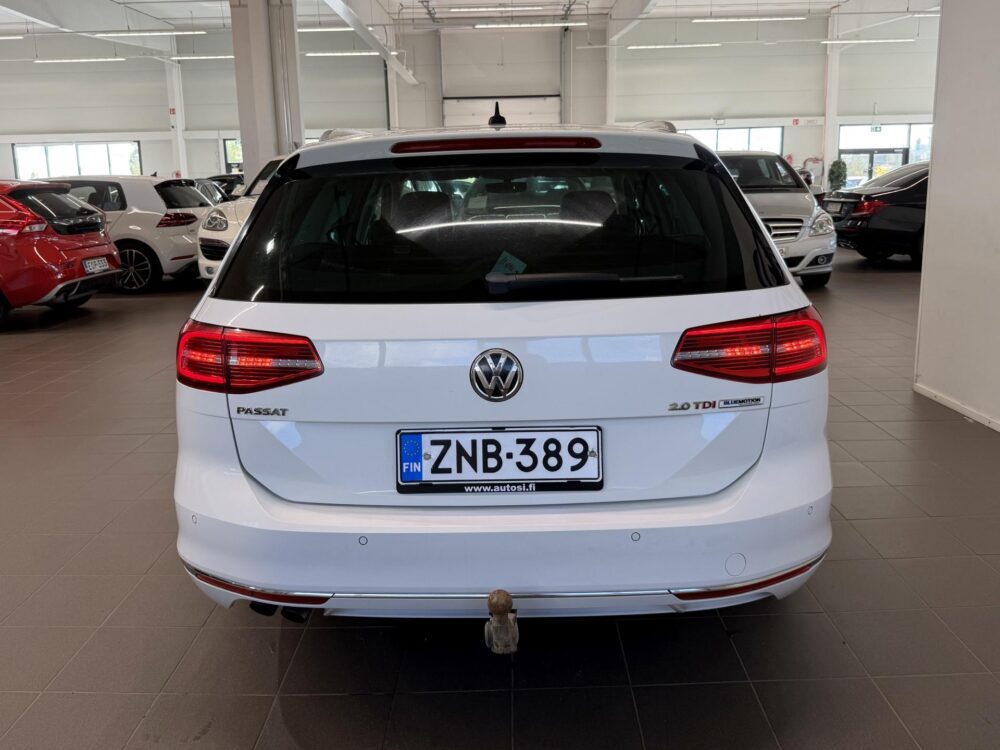 Volkswagen Passat 4