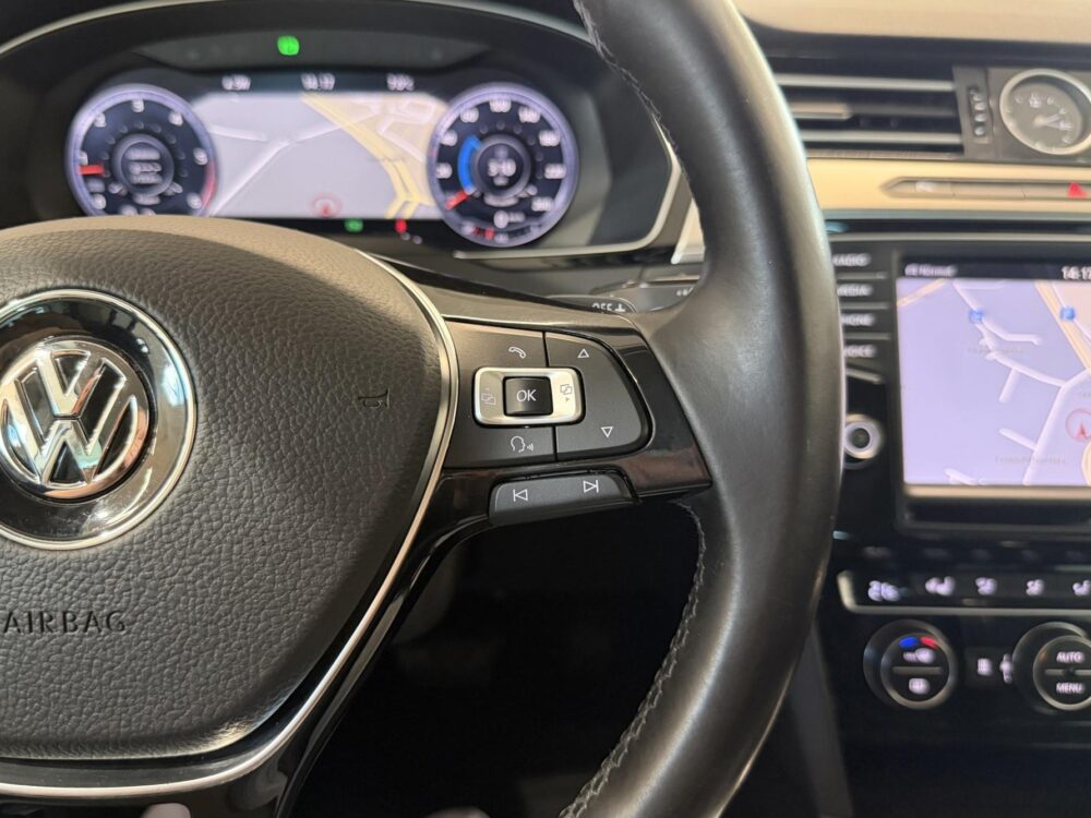 Volkswagen Passat 19