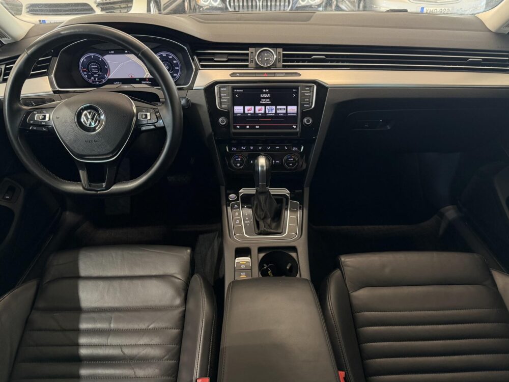 Volkswagen Passat 12