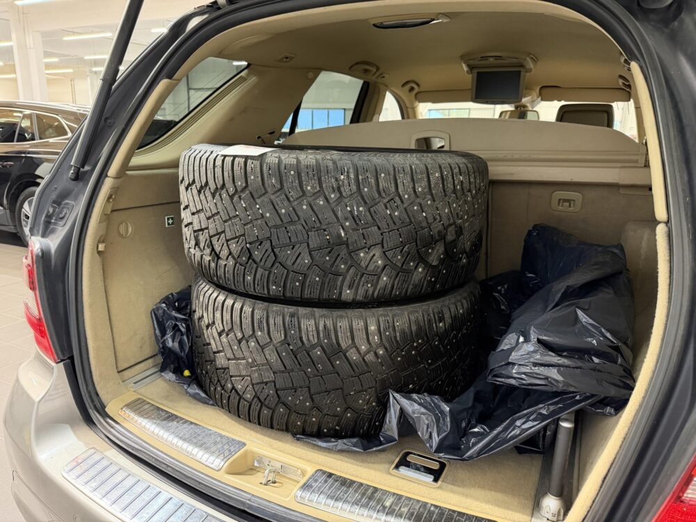 Mercedes-Benz ML 12