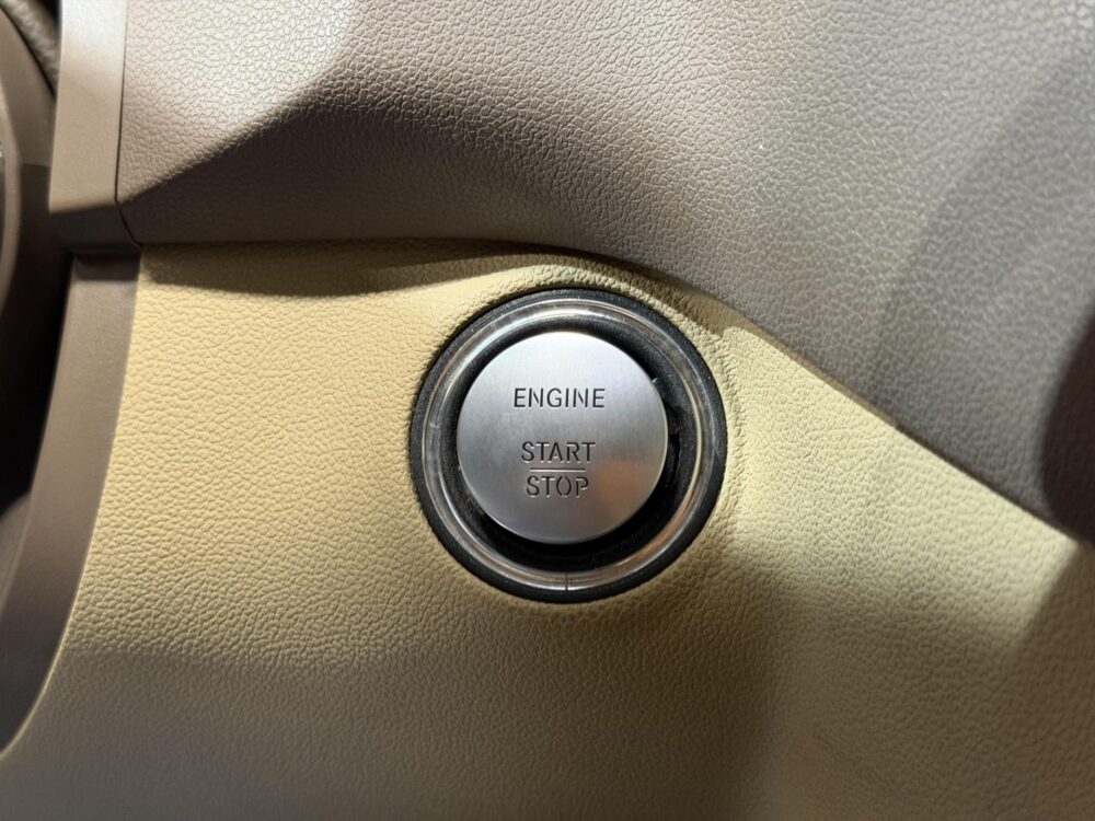 Mercedes-Benz ML 23