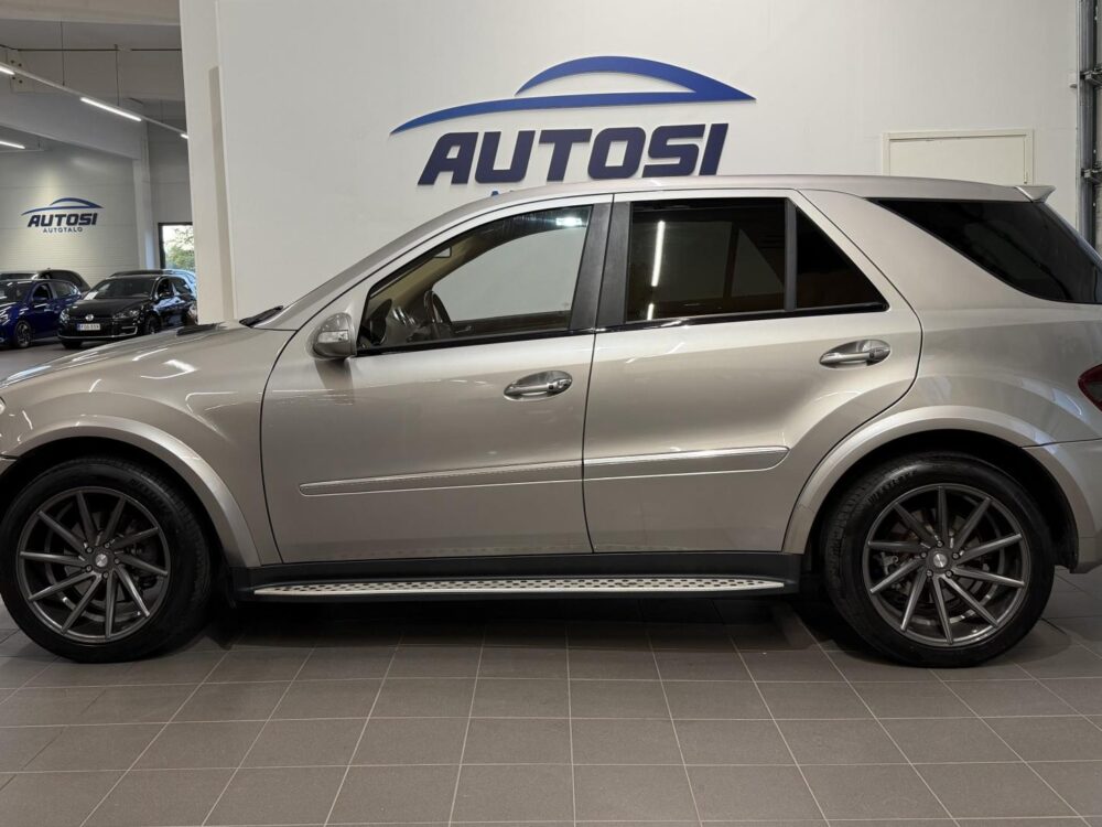 Mercedes-Benz ML 2